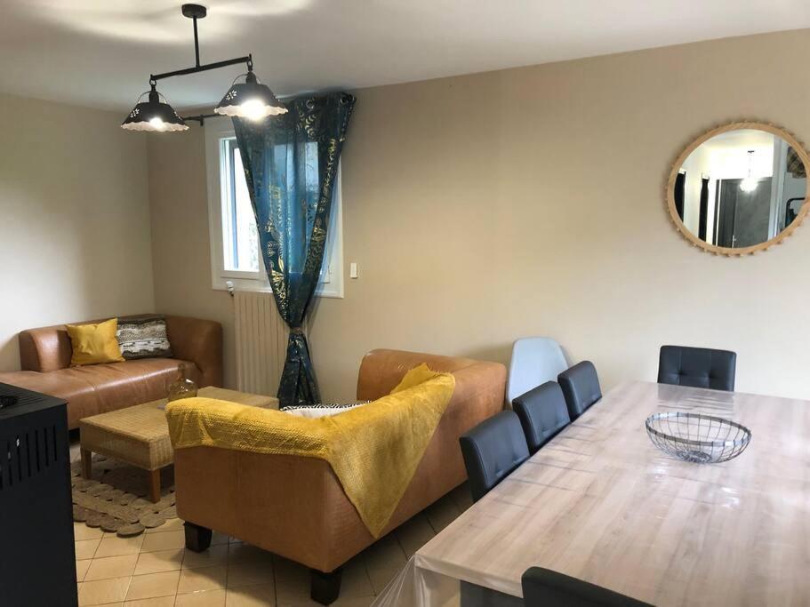 Maison Individuelle Laveissiere Экстерьер фото