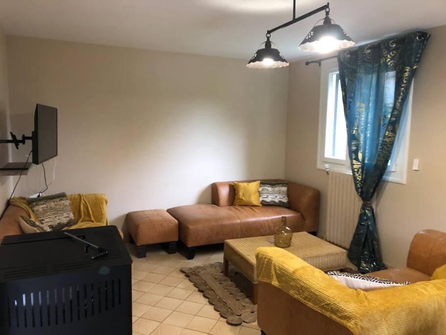 Maison Individuelle Laveissiere Экстерьер фото