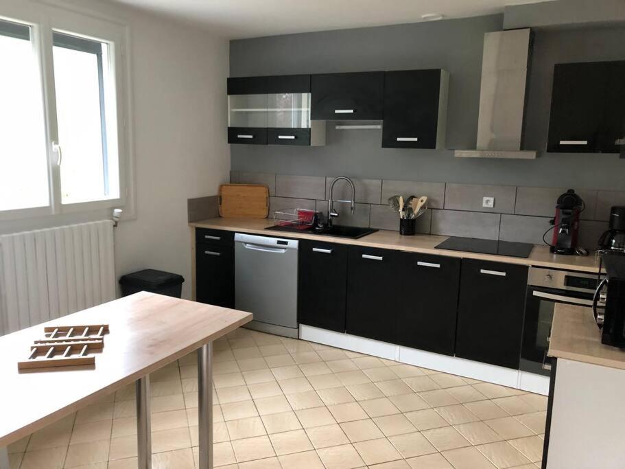 Maison Individuelle Laveissiere Экстерьер фото